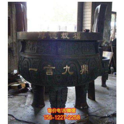 精美青銅浮雕雕塑，非凡裝點(diǎn)景區(qū)寺院