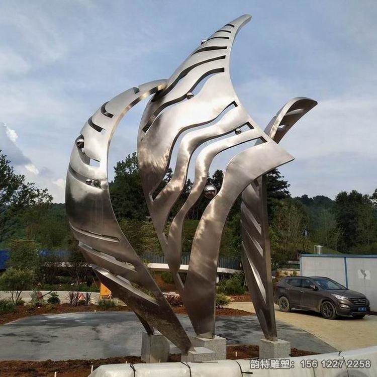 船雕塑04 船雕塑04