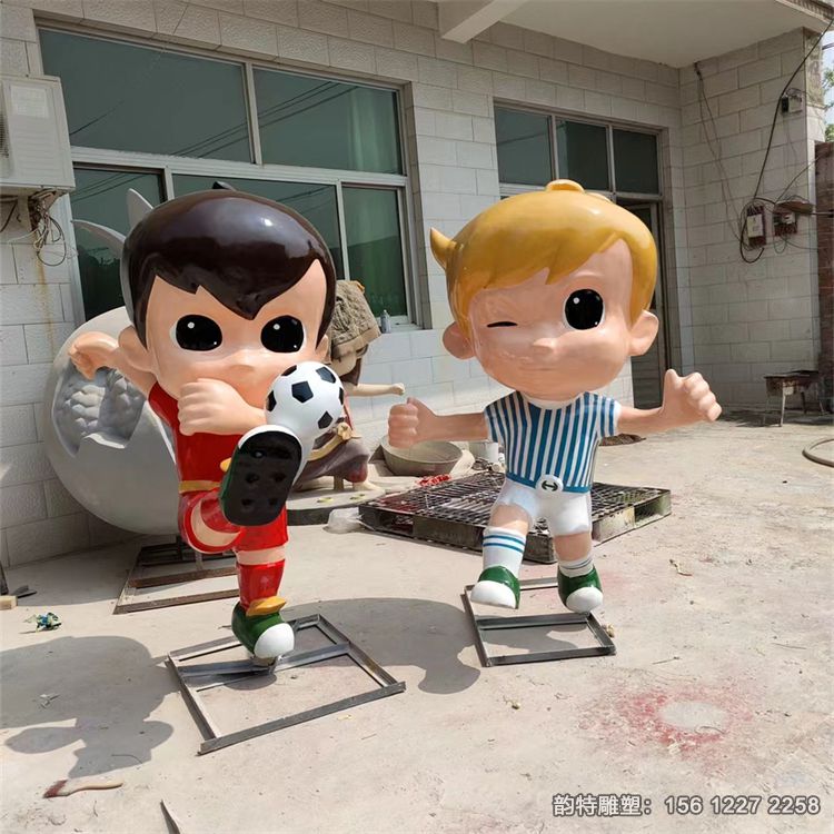 踢足球雕塑16 踢足球雕塑16