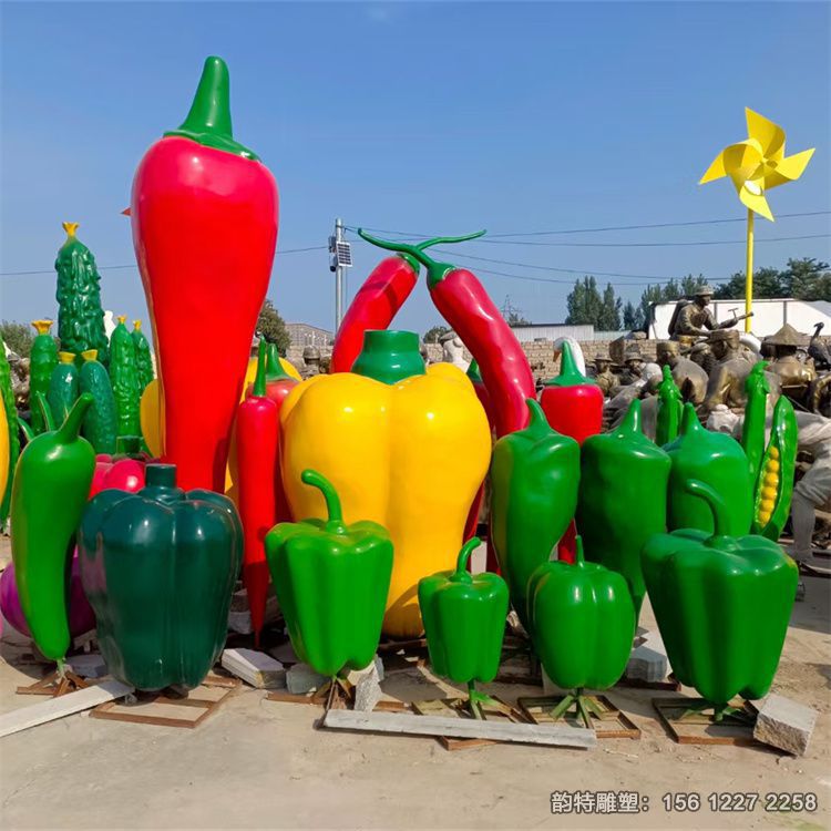 柿子椒雕塑真實案例 玻璃鋼仿真辣椒雕塑